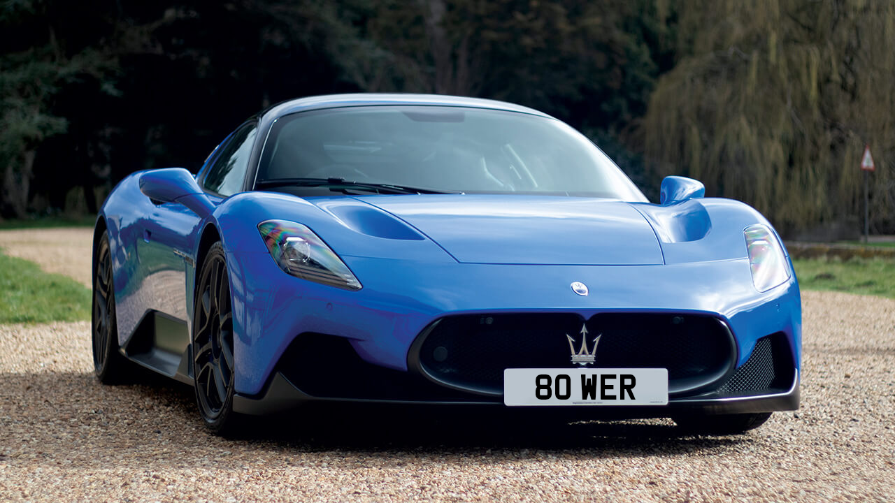 Car displaying the registration mark 80 WER